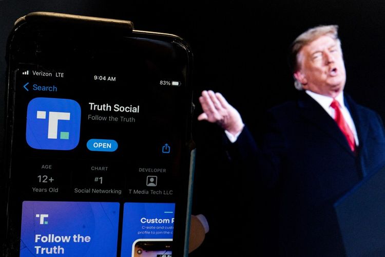 After being banned from accessing many social networks like Twitter, former President Donald Trump launched his own app called ‘Truth Social’ on February 21, 2022.