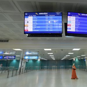 L'aéroport de Tunis-Carthage était paralysé, jeudi, en raison de la grève de son personnel.