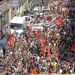 Le 24 juin 2010, 100.000 manifestants défilaient dans les rues de Marseille pour protester contre le projet de reforme des retraites du gouvernement Fillon.
