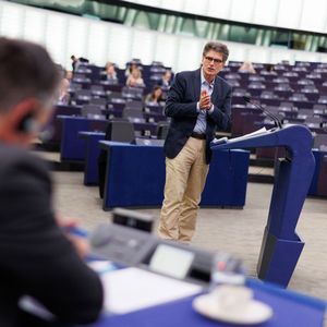 Pascal Durand, eurodéputé du groupe Renew, a été rapporteur pour le Parlement européen du projet de directive européenne CSRD.