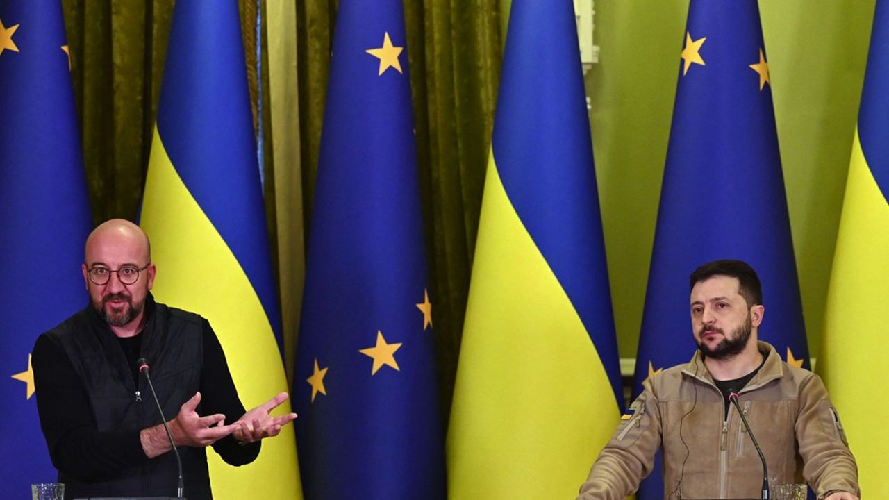 Charles Michel, le président du Conseil européen qui accueille les Vingt-Sept à Bruxelles ce jeudi, a rendu visite au président ukrainien, Volodymyr Zelensky, le 20 avril.