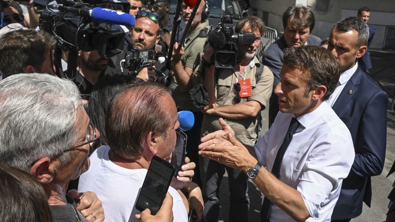 Emmanuel Macron interpellé à Marseille, le 2 juin.