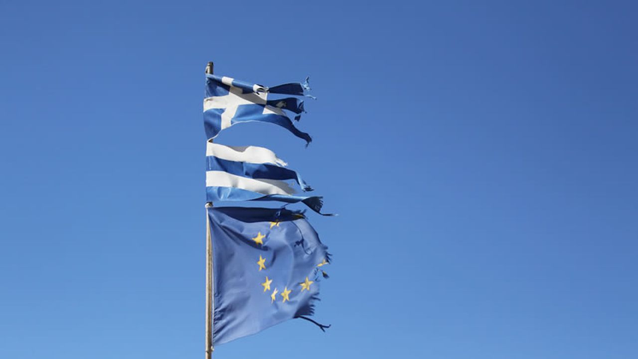 1029926_1423223004_1029549-1423127507-1029315-1423057108-grece-drapeau-europe-symbole.jpg