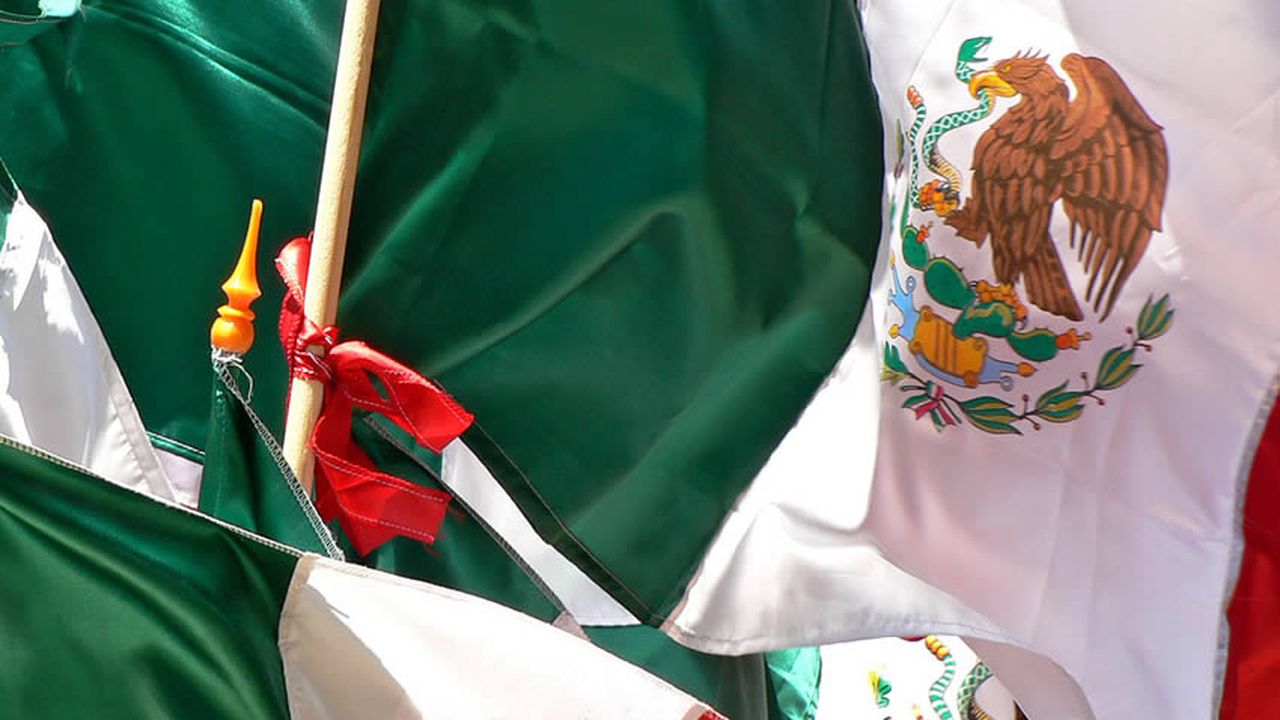 1758916_1524396598_974819-1479460133-drapeau-mexique.jpg