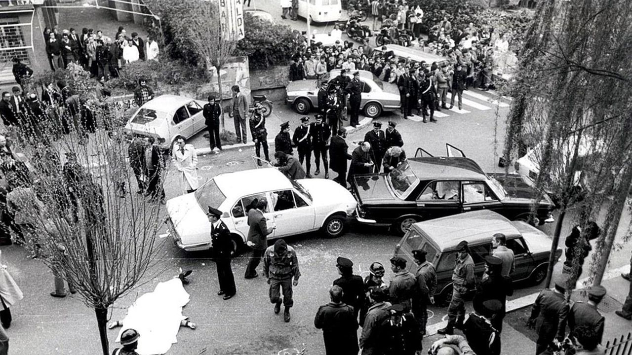 En mars 1978, les brigades rouges enlèvent à Rome Aldo Moro, le président de la Démocratie Chrétienne durant les «années de plomb».