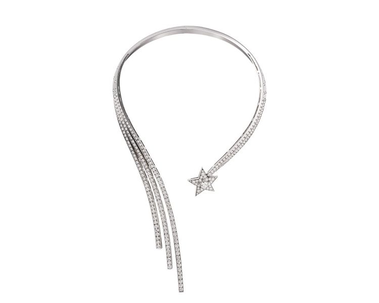 Chanel  : Collier ’’Fil de Comète’’ en or blanc serti de 253 diamants taille brillant (13,4 carats) et d’un diamant central taille brillant (0,5 carat)