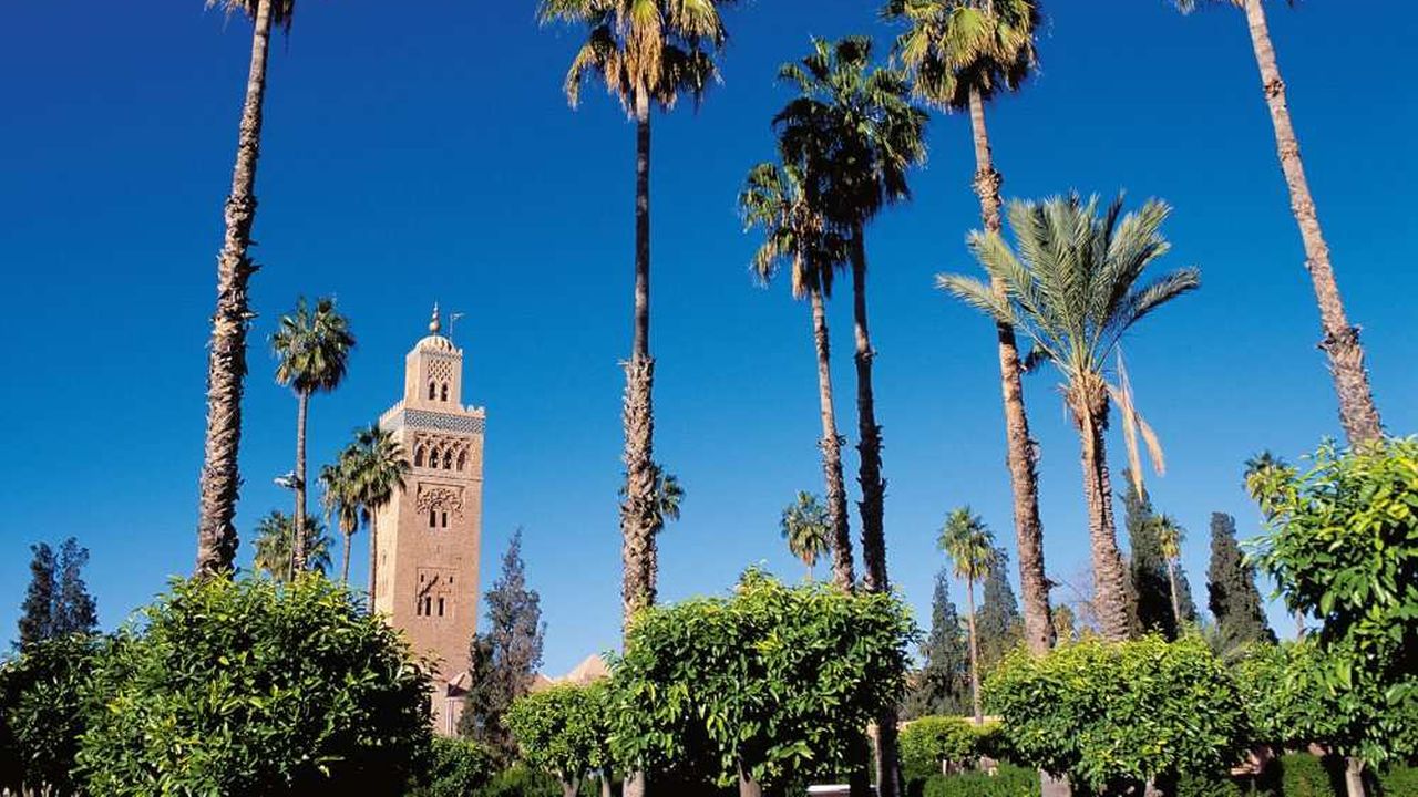 Marrakech et le minaret de la mosquée Koutoubia.