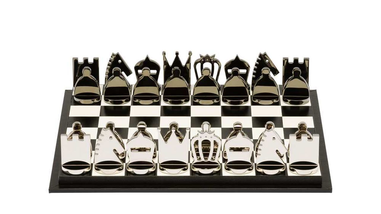 Objet du désir  : le jeu d’échecs Prada