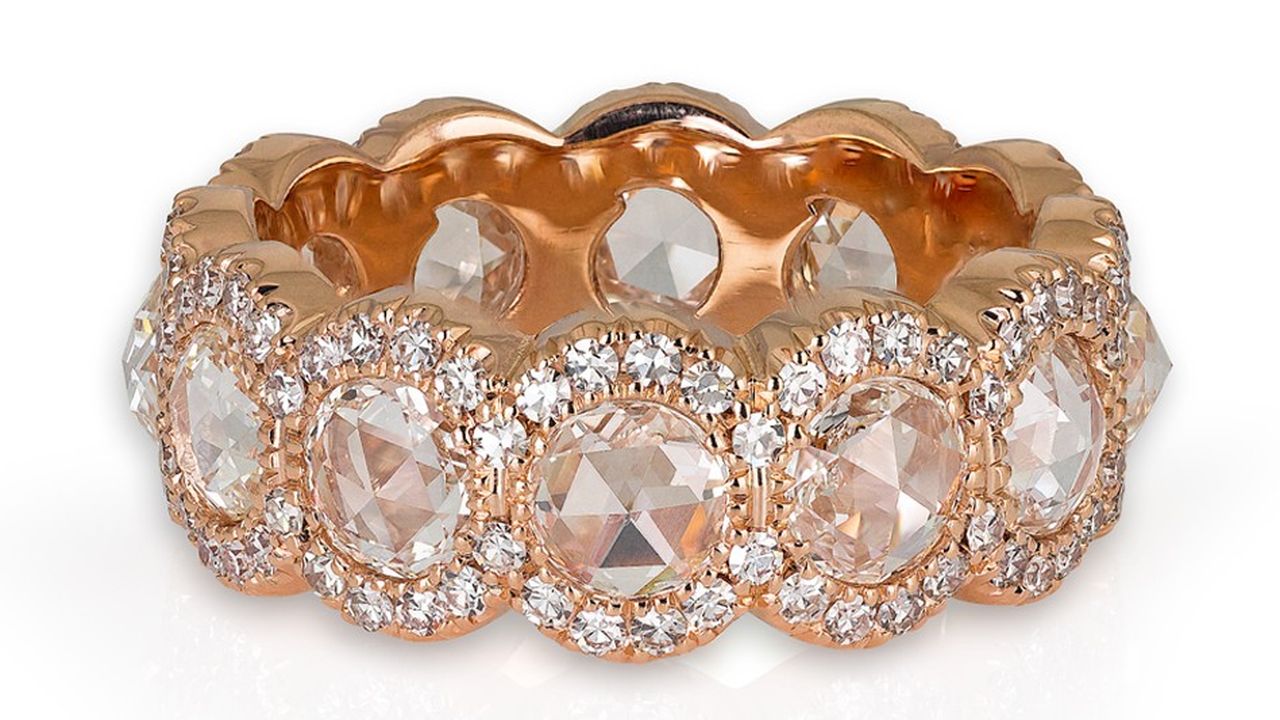 Alliance « Rose Cut Eternity » en or rose, 2.5 carats de diamants taille rose entourés d’un carat de diamants taille brillant