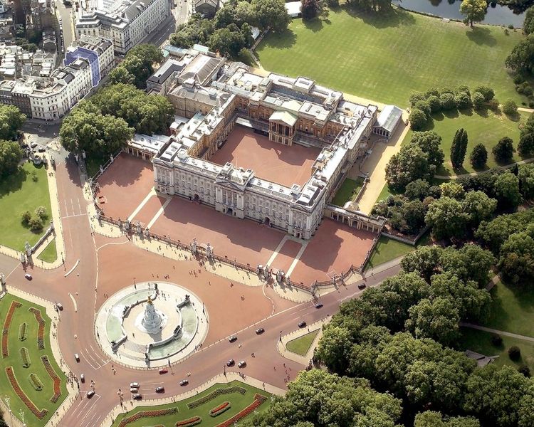 Vue aérienne de Buckingham Palace et The Buckingham