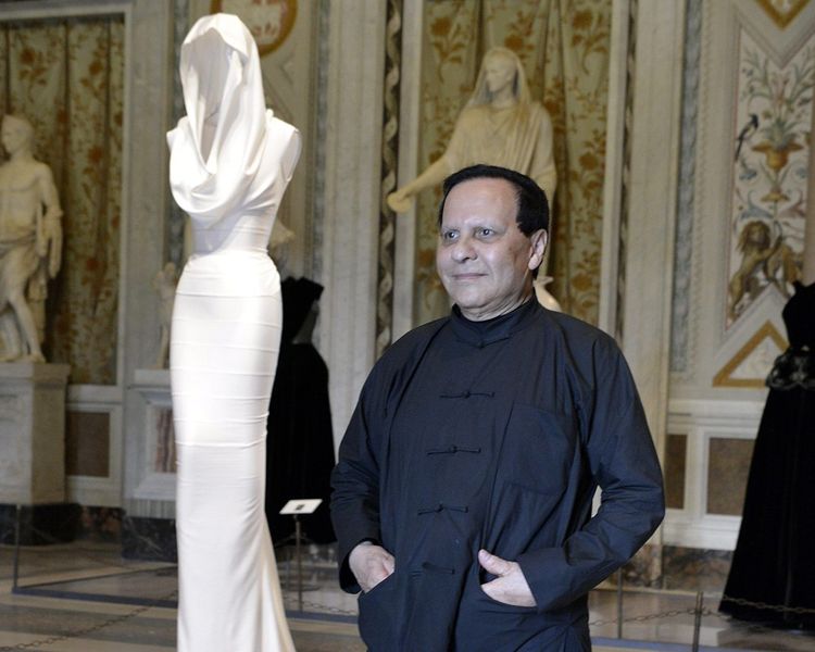 Azzedine durant son exposition Couture  / Sculpture , Borghese Gallery , Rome.