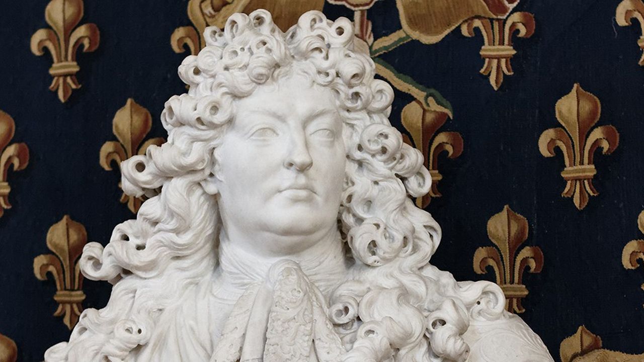 Louis XIV par Antoine Coysevox, musée des beaux-arts de Dijon.
