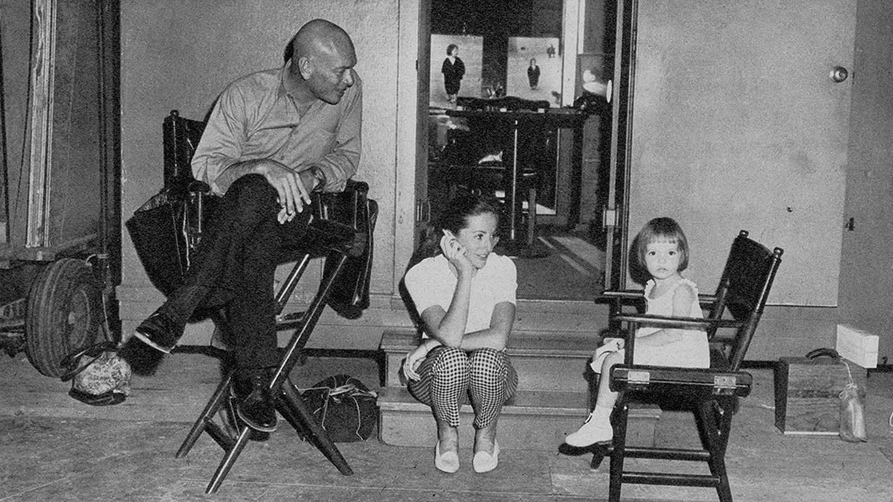 Yul Brynner, sa femme Doris et leur fille Victoria, sur le tournage du «Retour des sept» en 1966.