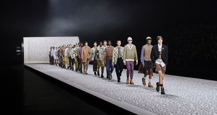 Le final du défilé Dior Men automne 2022, à Londres le 9 décembre 2021.
