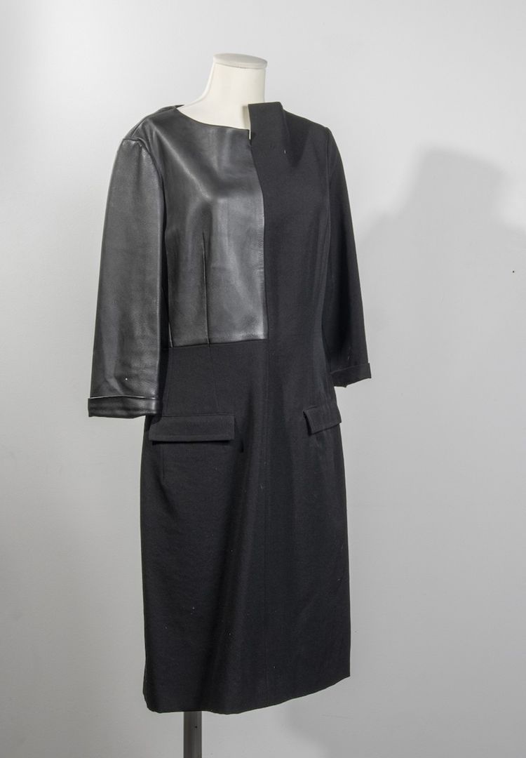 Yohji Yamamoto, Collection Prêt à Porter, 1995.Robe lainage et cuir noir