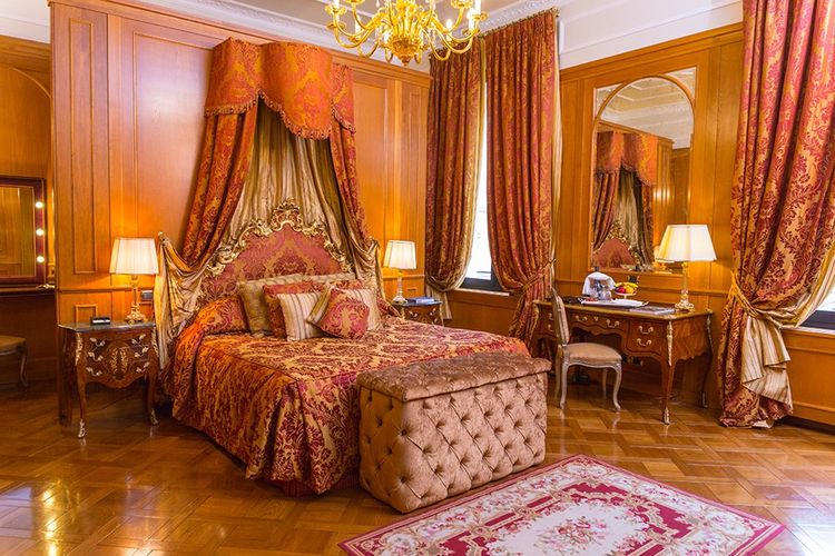 Une suite du Grand Hotel Majestic Già Baglioni.