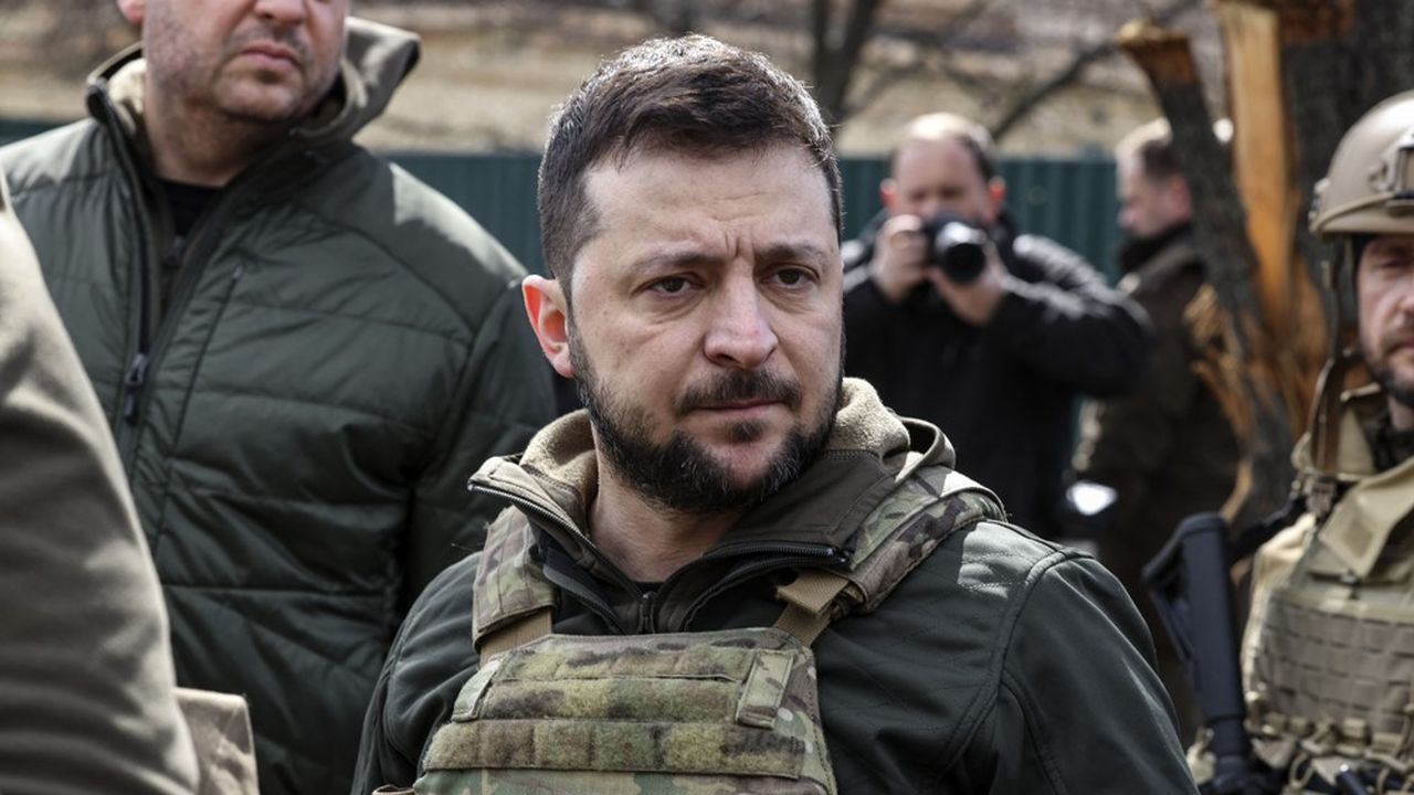 EN DIRECT - Guerre en Ukraine : Volodymyr Zelensky recadre son état-major
