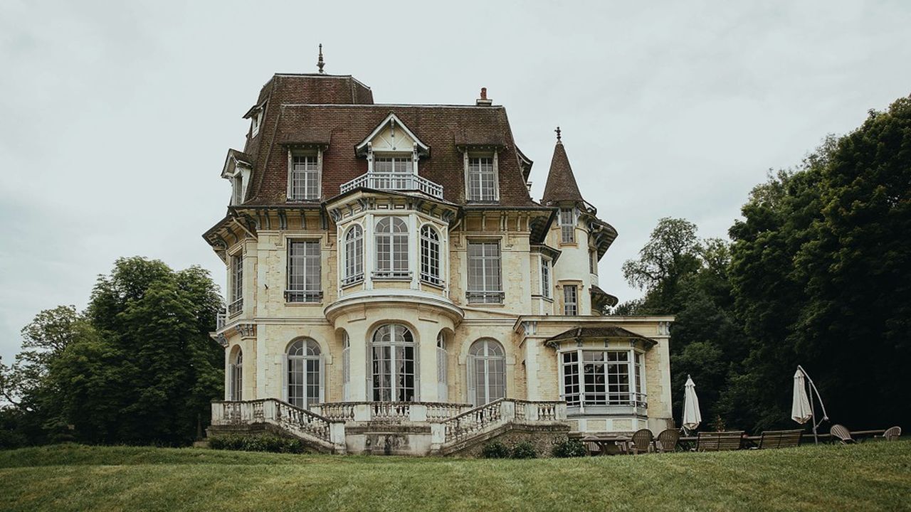 Prunay Impact Studio et ses deux premières start-up ont posé leurs valises dans le château de Louveciennes (Yvelines).
