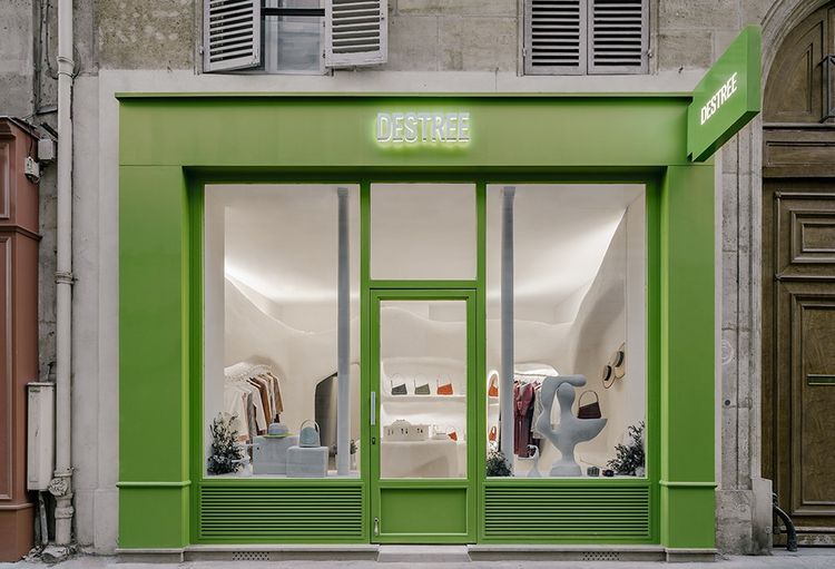 Façade de la boutique au 3, rue du 29 Juillet, dans le 1er arrondissement de Paris.