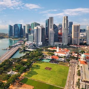 Temasek, le fonds de Singapour, gère 286 milliards d'euros contre 800 milliards pour GIC le fonds souverain du pays.