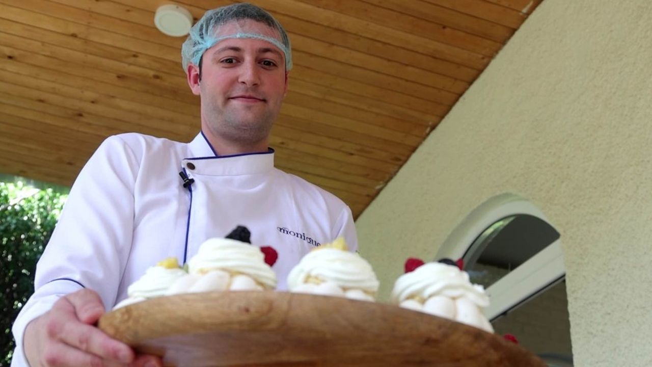 Maxime Montay a lancé son entreprise de pâtisseries françaises en avril 2021.
