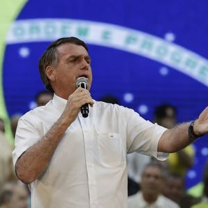 Bolsonaro s'est exprimé au gymnase Maracanazinho devant 10.000 soutiens.