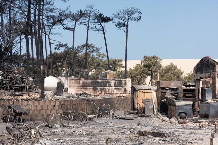 Les cinq campings de la dune du Pilat, d'où 6.000 vacanciers avaient été évacués, ont été détruits.