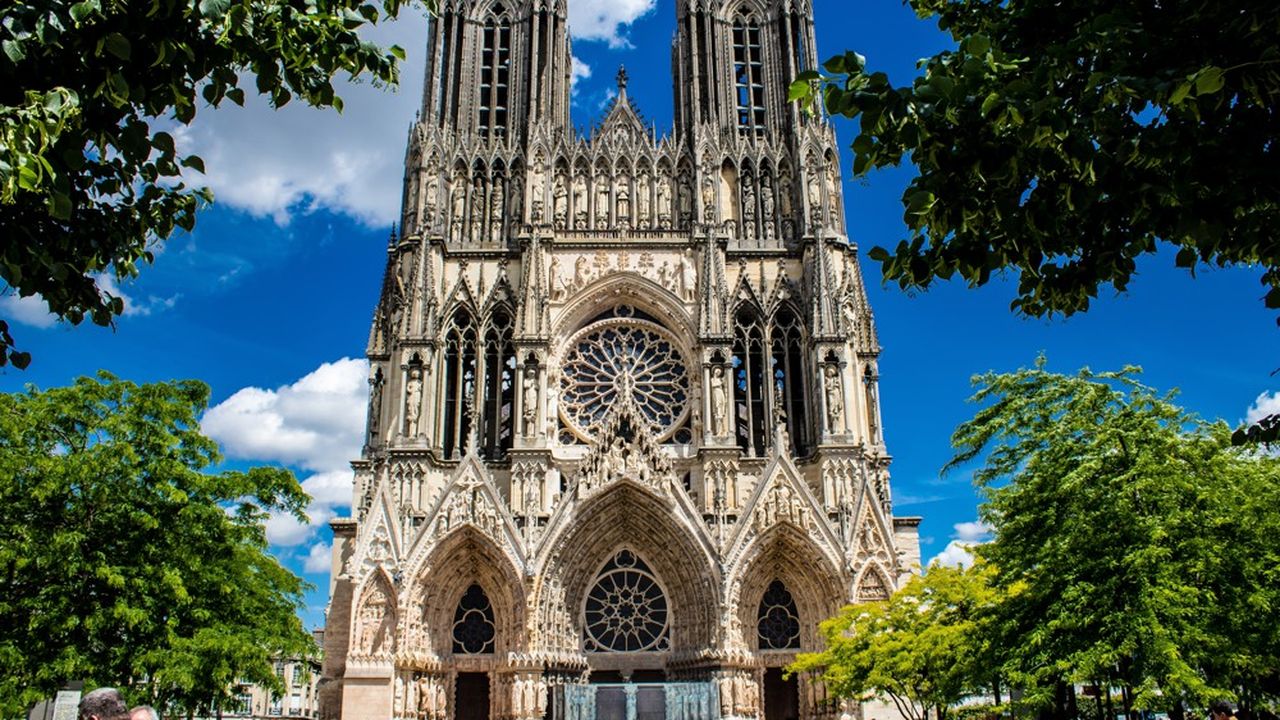 La cathédrale de Reims, un des monuments les plus visités du Grand Est, pourrait faire appel à des innovations.