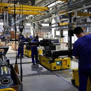La Chine a surpris les experts en publiant des chiffres inférieurs aux attentes pour l'industrie manufacturière.