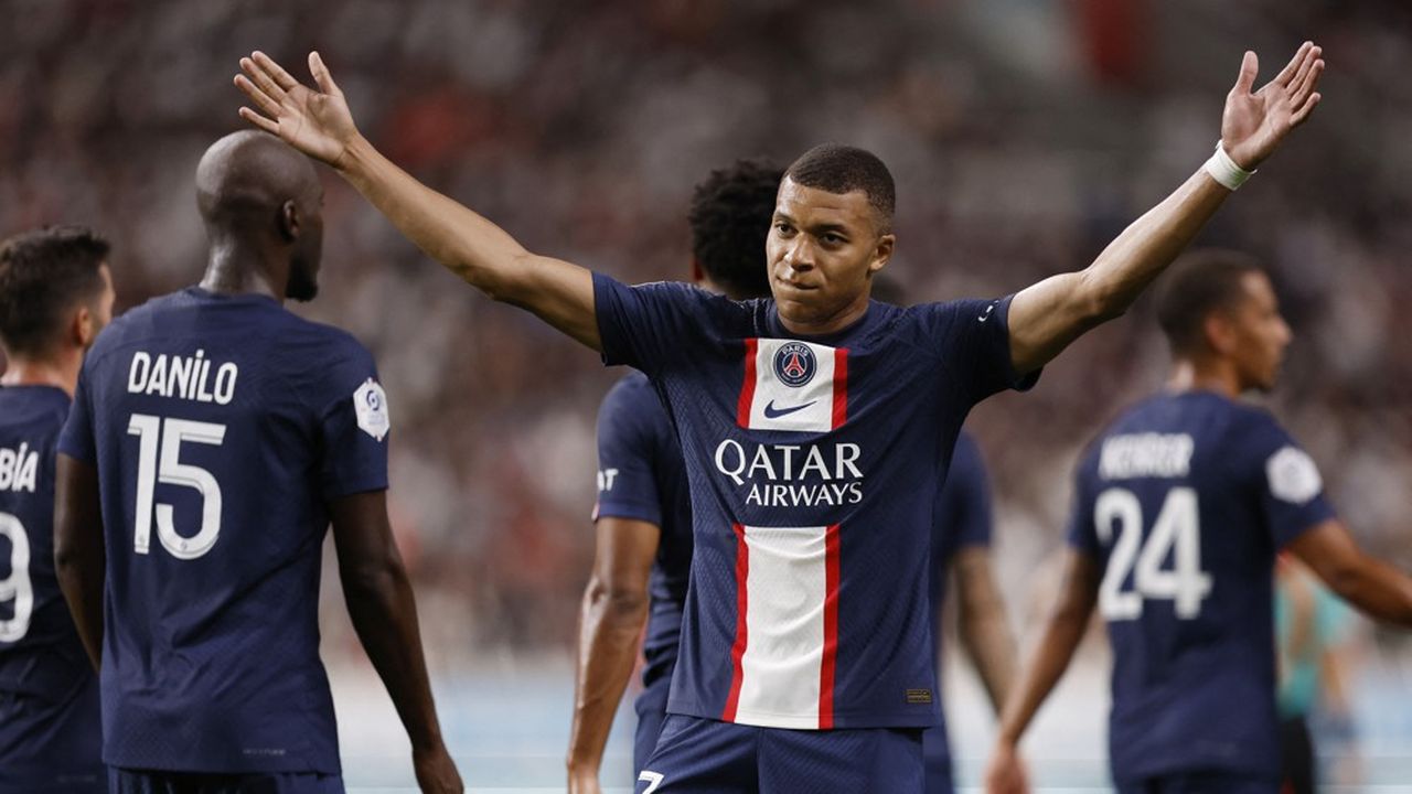 Le PSG va tenter de conserver son titre de champion de France, au cours d'une saison coupée en deux par le Mondial.