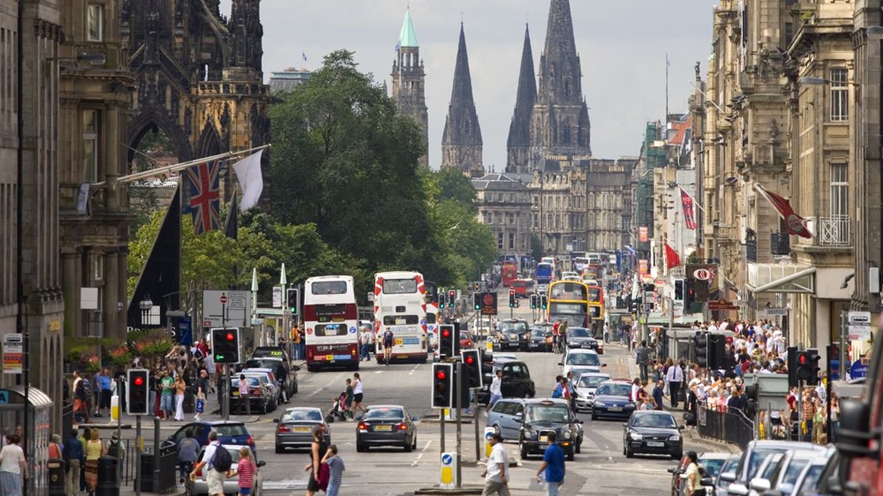 Edimbourg va fêter dignement les 75 ans de son festival, « une célébration globale de l'art ».