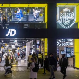 A la fin janvier, JD Sports comptait quelque 3.400 magasins en Europe et en Amérique du Nord.
