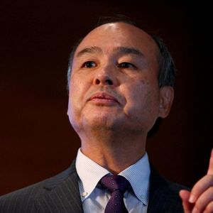 Masayoshi Son, fondateur et PDG de SoftBank, a reconnu lundi avoir des « remords » concernant sa politique d'investissement.