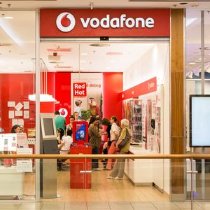 Vodafone était présent en Hongrie depuis 1999 et s'était renforcé dans le pays en 2018 en rachetant les activités câble de Liberty Global.