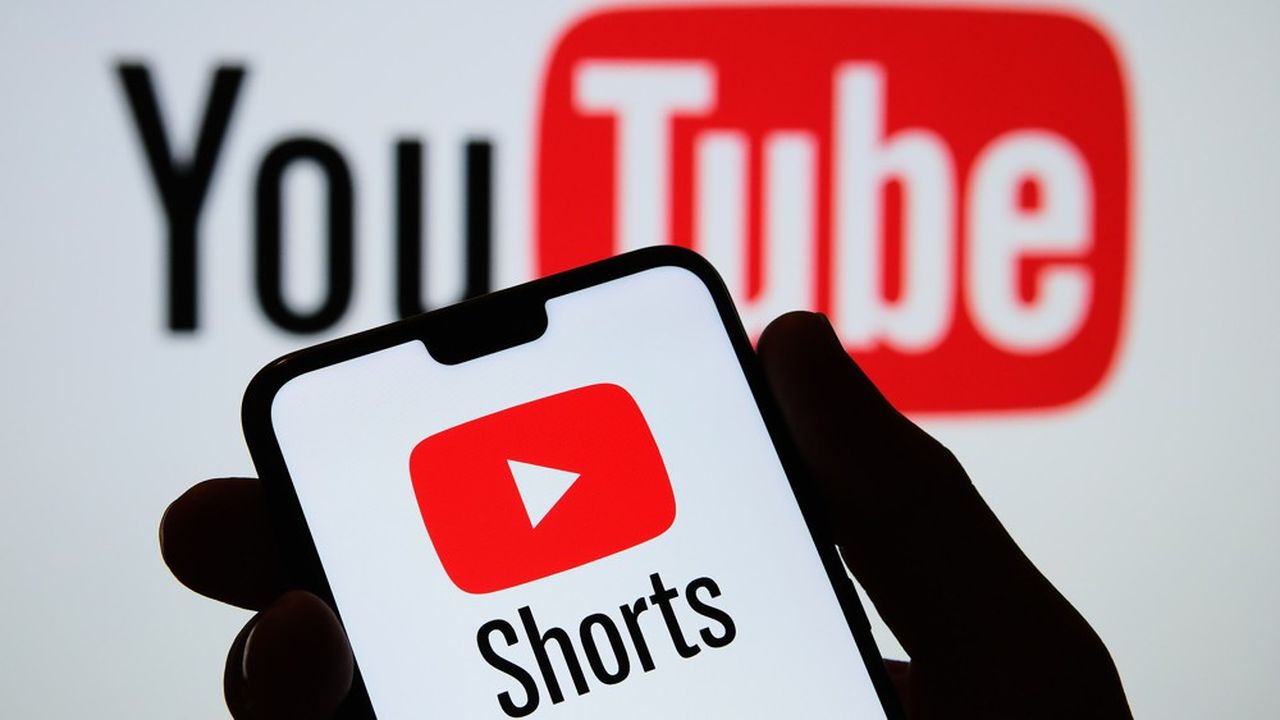 YouTube pagará a los creadores de formato corto sobre TikTok.  contrarrestar