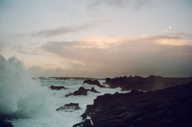 La pointe du Créac'h, au sud-ouest de l'île, pendant la tempête Bella de décembre 2020.