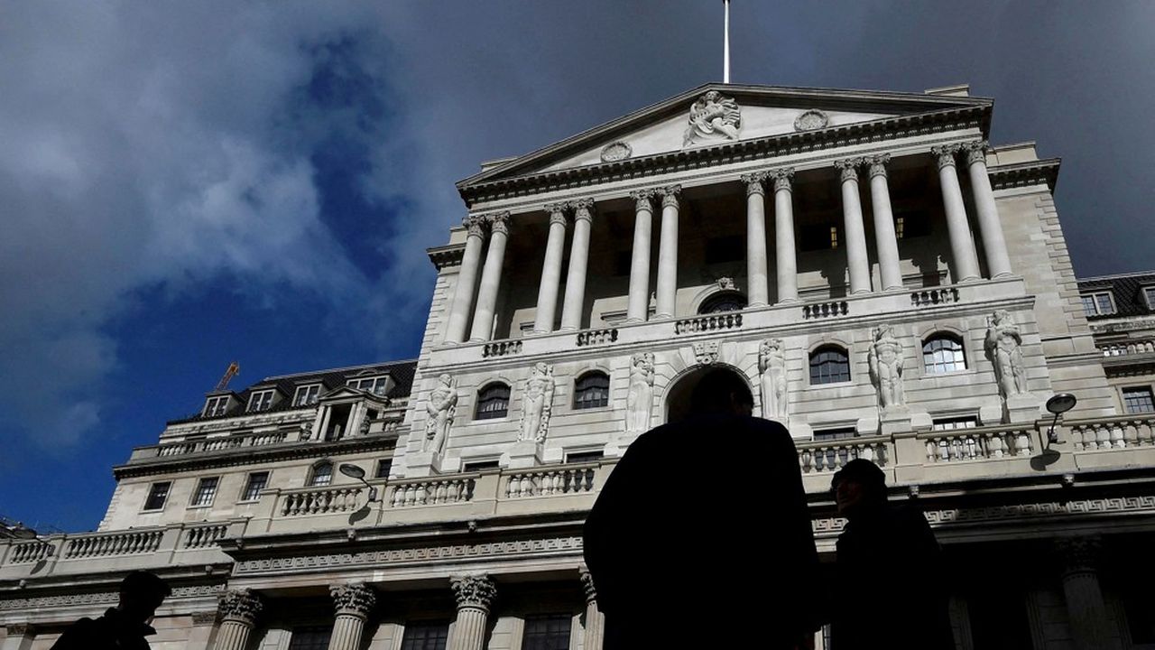 La Banque d'Angleterre lance un programme d'achat en urgence face à la flambée des taux britanniques.