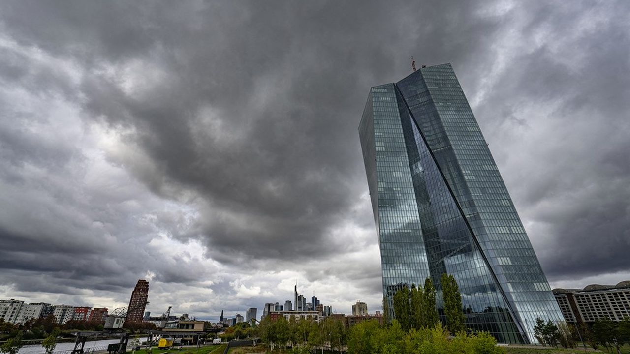 Certains membres de la BCE estiment que la taille du bilan de la BCE favorise l'inflation.