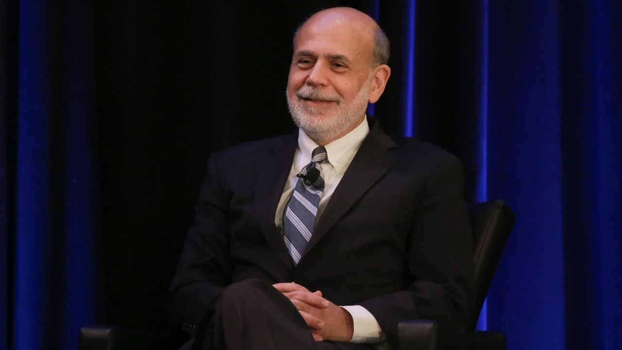 Ben Bernanke reçoit le prix Nobel d'Economie en cette période de crise mondiale.