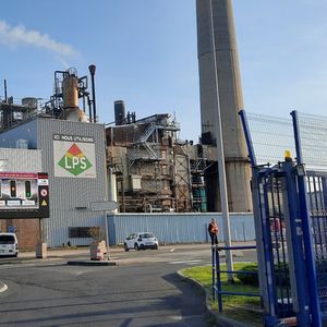 Le site de la raffinerie de Notre-Dame-de-Gravenchon en Basse Seine, qui emploie 1.800 salariés, est en grève et à l'arrêt depuis le 20 septembre