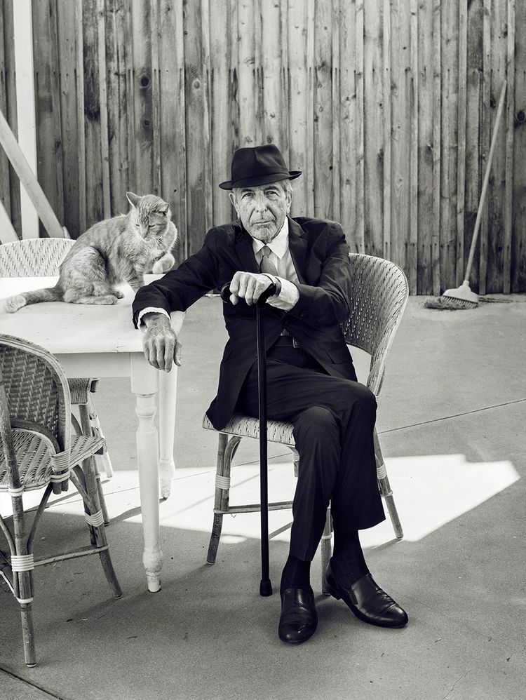 Leonard Cohen, chez lui à Los Angeles, en septembre 2016, deux mois avant sa mort.