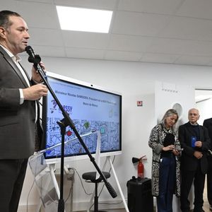 Nicolas Samsoen, maire (UDI) de Massy, a inauguré la Place du numérique le 4 octobre.