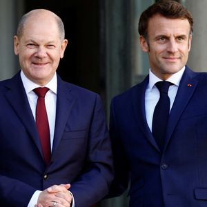 Le président français Emmanuel Macron reçoit le chancelier allemand Olaf Scholz à l'Elysée le 26 octobre 2022.