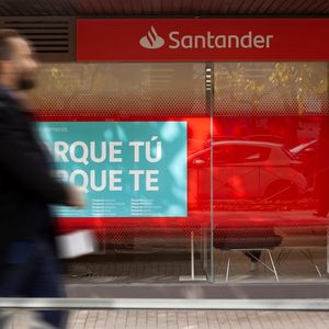 La banque Santander a gagné 7,3 milliards d'euros sur les trois trimestres écoulés, soit 25 % de plus que l'an dernier sur la même période.