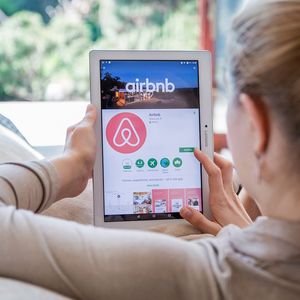 Airbnb compte 4 millions d'hôtes sur sa plateforme.