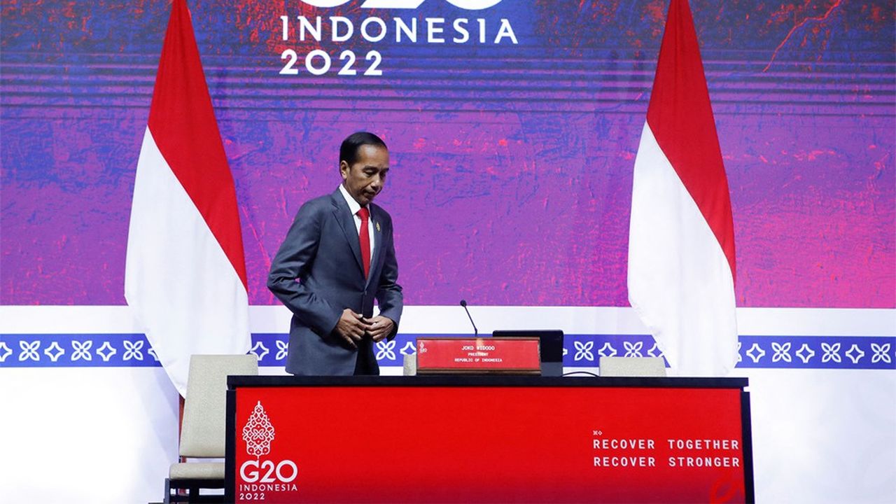 Le président indonésien se prépare pour sa conférence de presse finale au G20 de Bali.