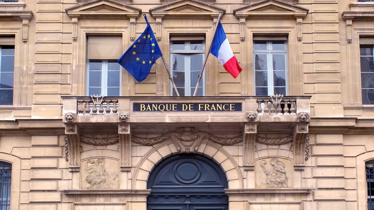 La Banque de France mène une politique d'exclusion des investissements dans les énergies fossiles.