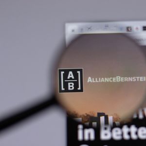 Fondé en 1967, AllianceBernstein gère à ce jour 627 milliards de dollars d'actifs.