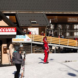 L'Ecole du Ski Français a lancé sa place de marché en 2015.