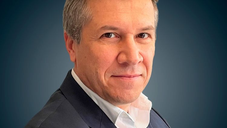 Fabrice Martin-Blas, sales and marketing director of Kia France.
